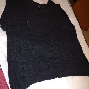 Short sleeve sweater
